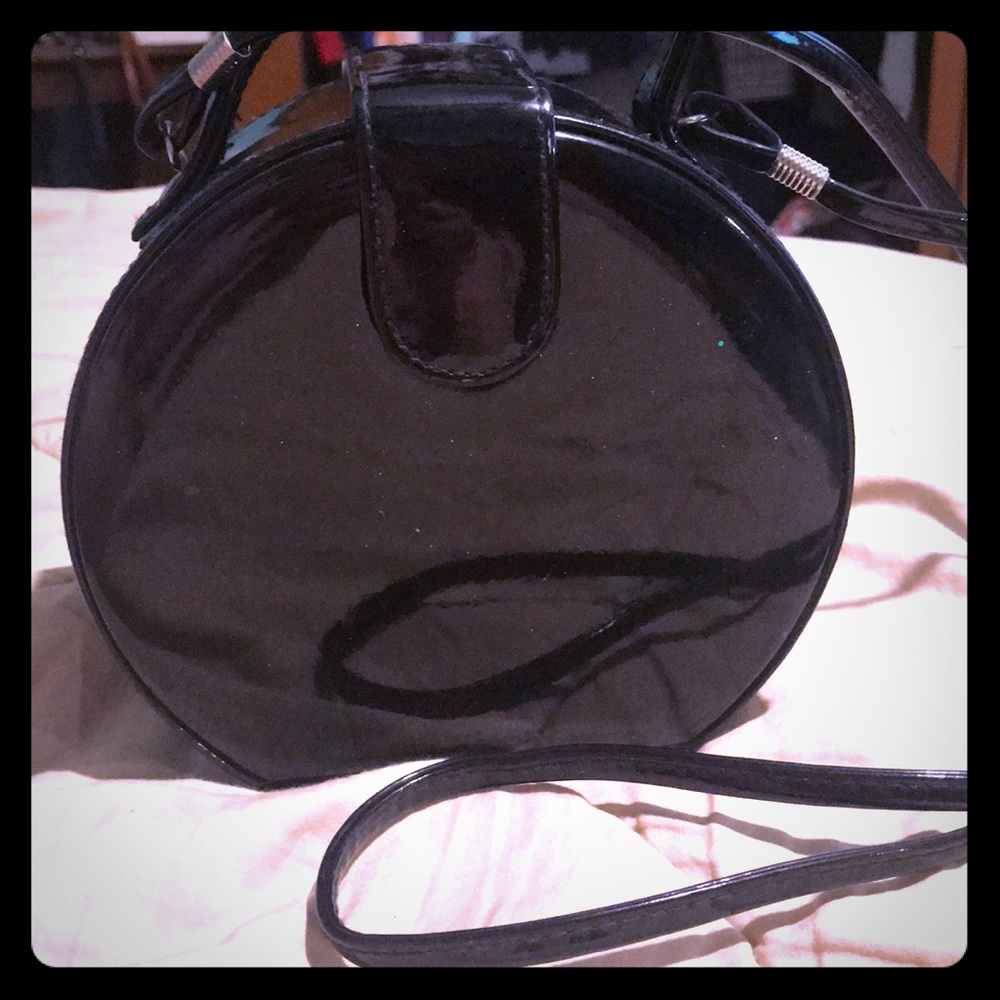 Round purse